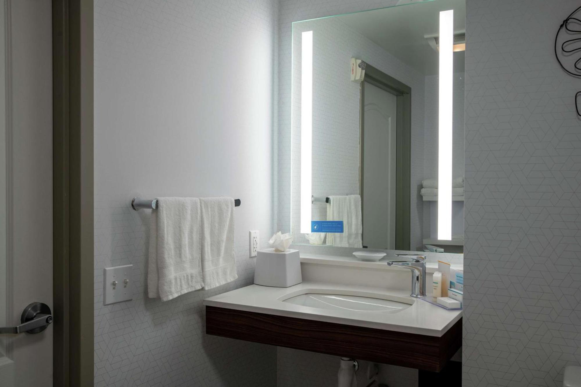 Hampton Inn & Suites Sherman Oaks Λος Άντζελες Εξωτερικό φωτογραφία
